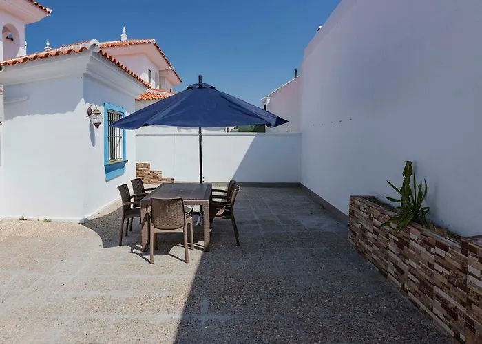 Chalet En Matalascanas A 300 Metros De La Playa